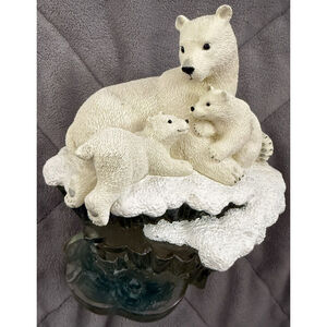 "SNUGGLE UP" The Hamilton Collection Sculpture The Exploring Our Arctic World